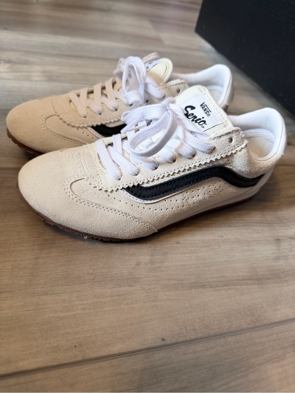 Vans Women’s Super Lowpro Suede Sneakers with Black Stripe - Picture 4 of 12